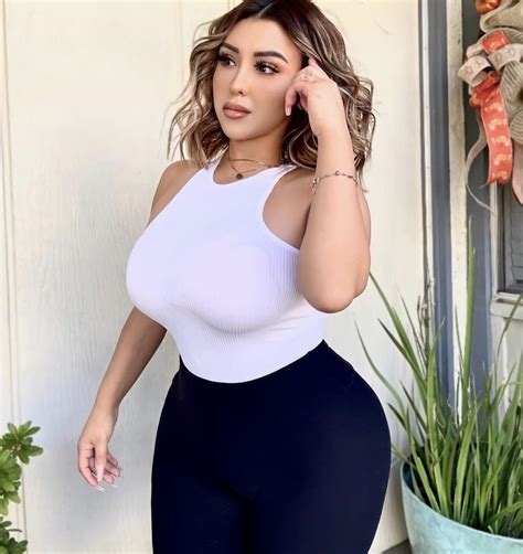 busty big booty|Curvy Latina (@latincurvz) • Instagram photos and videos